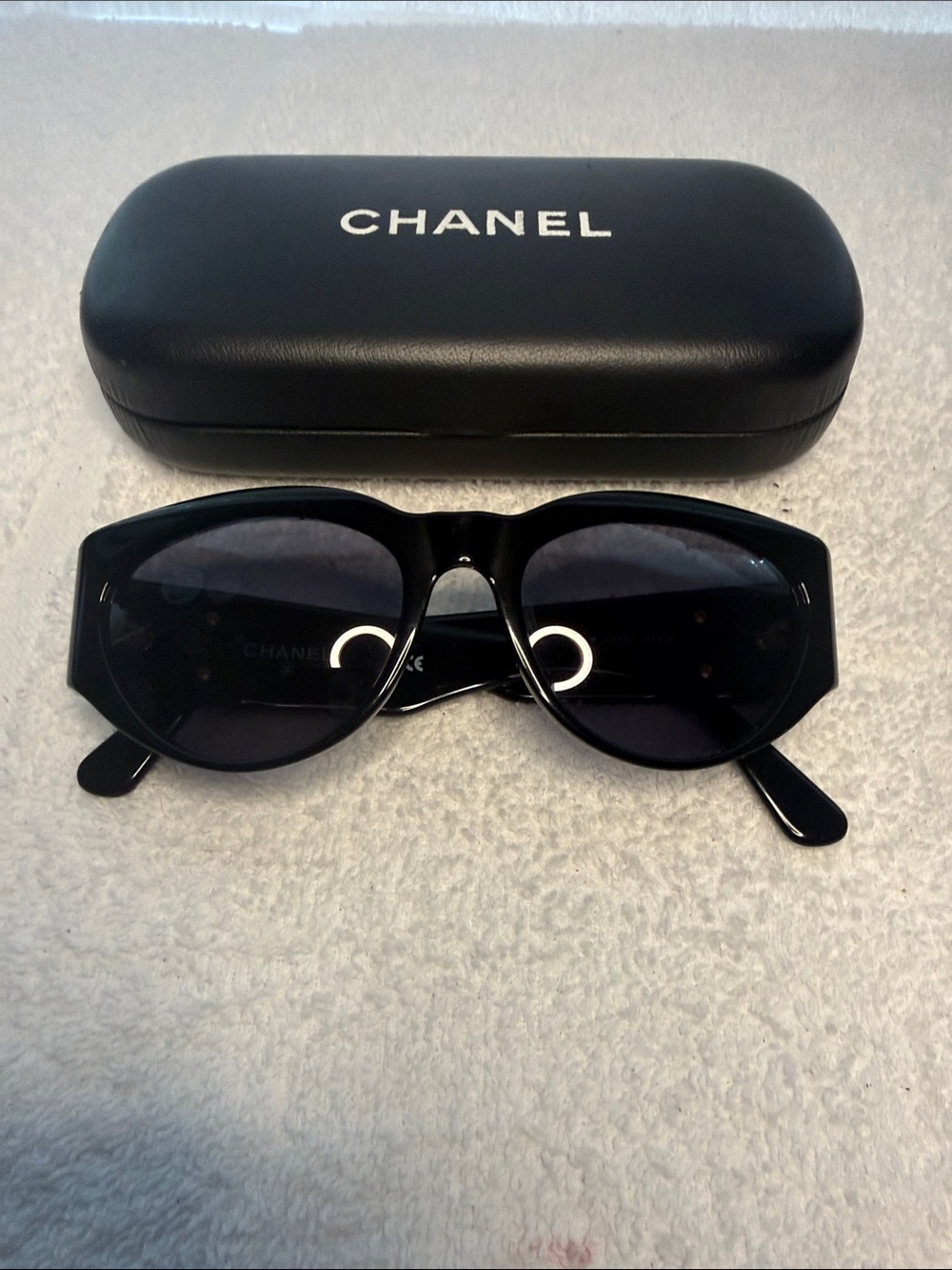Authentic Chanel 01452 94305 Coco Mark Black Sunglasses